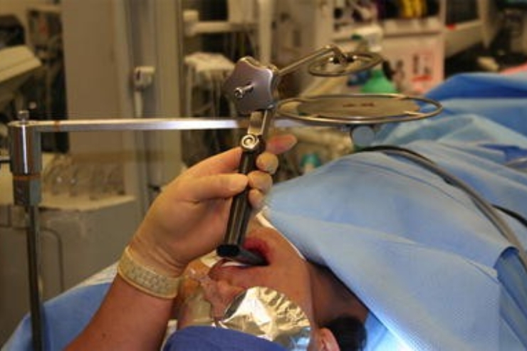 Transoral robotic surgery (TORS) _ Transoral laser microsurgery (TLM)